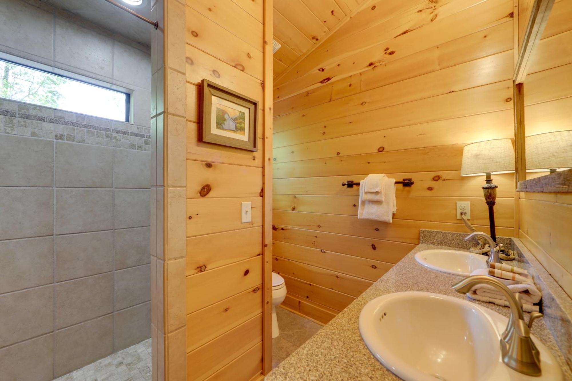 Bryson City Cabin With Hot Tub And Mountain Views! Ngoại thất bức ảnh